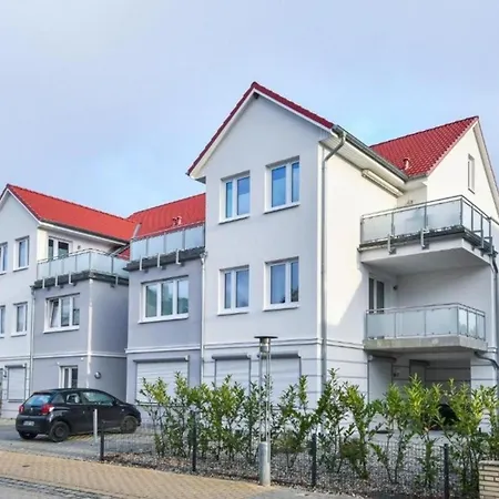 Botha Apartment *